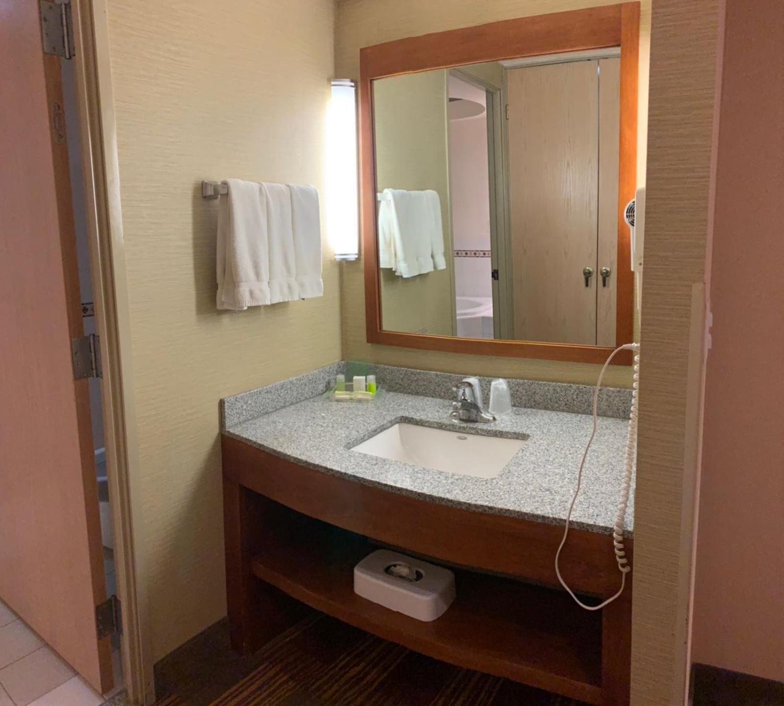 Holiday Inn Monclova By Ihg Dış mekan fotoğraf