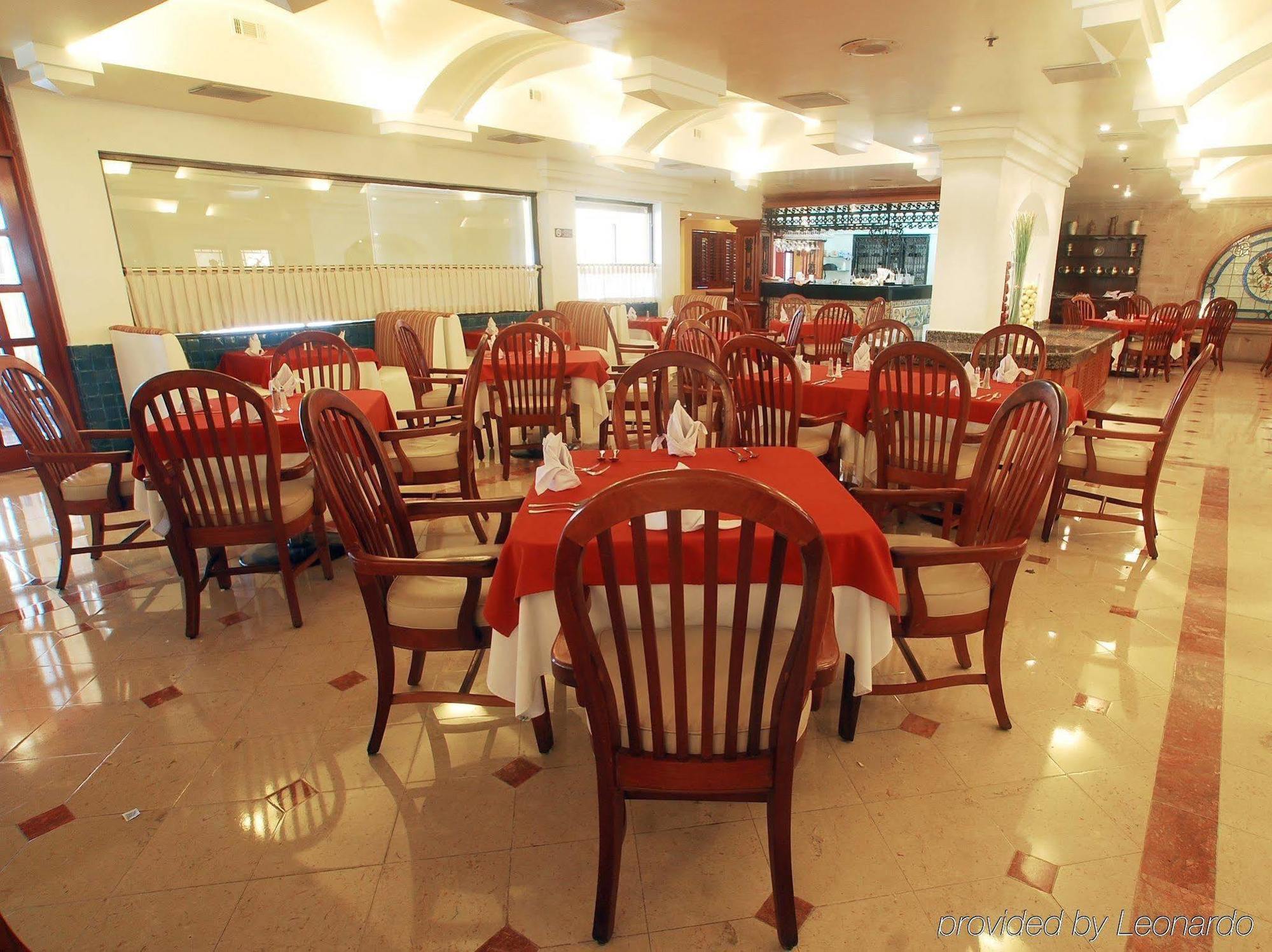 Holiday Inn Monclova By Ihg Dış mekan fotoğraf